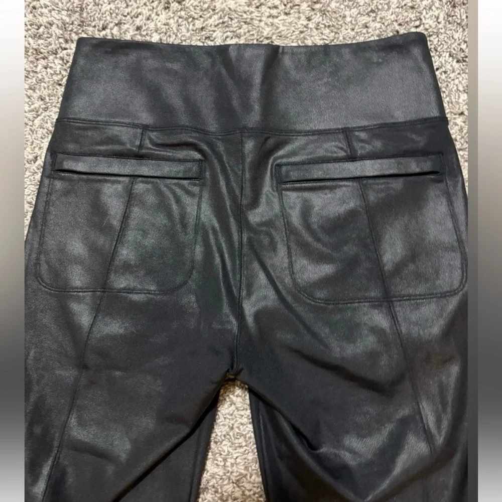 ATHLETA Delancey Gleam Tight Black leggings size medium - Picture 5 of 6